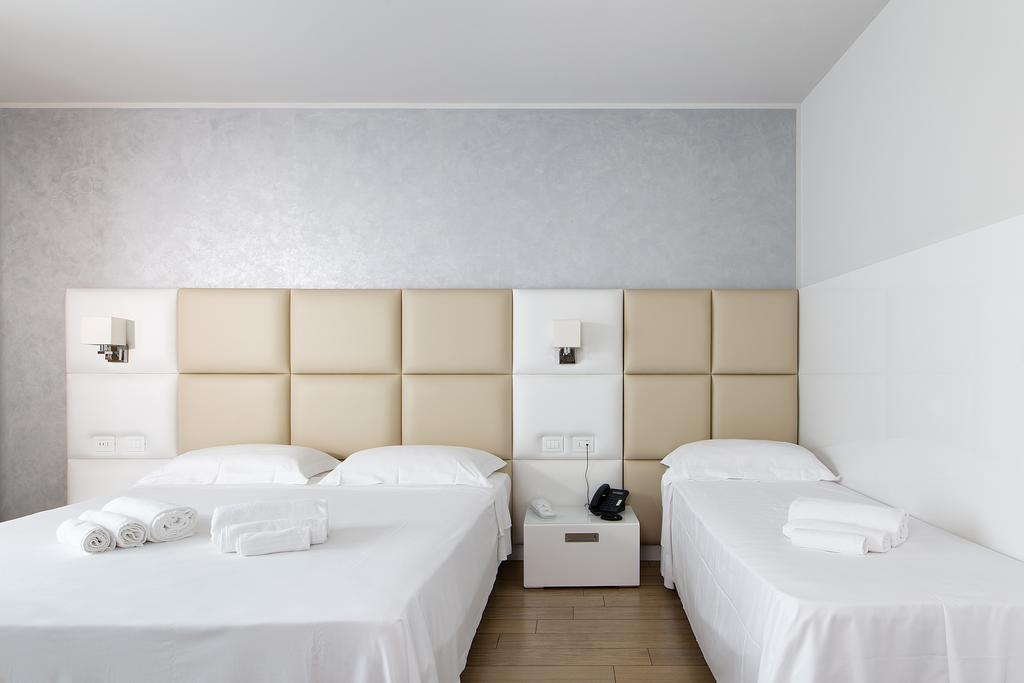 Hotel Al Veliero Pontevico Bagian luar foto