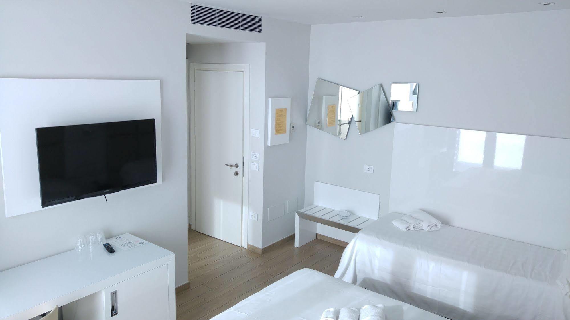 Hotel Al Veliero Pontevico Bagian luar foto